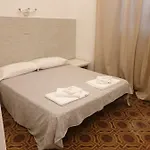 Hotel Mirafiori 2*
